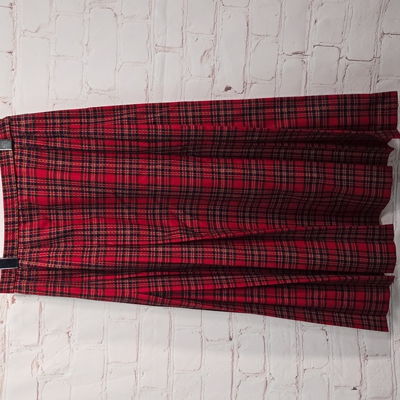 Pendleton 80's Red 100% Wool Tartan Suit Blazer & Pleated Skirt Womens Size 10P - Picture 7 of 15